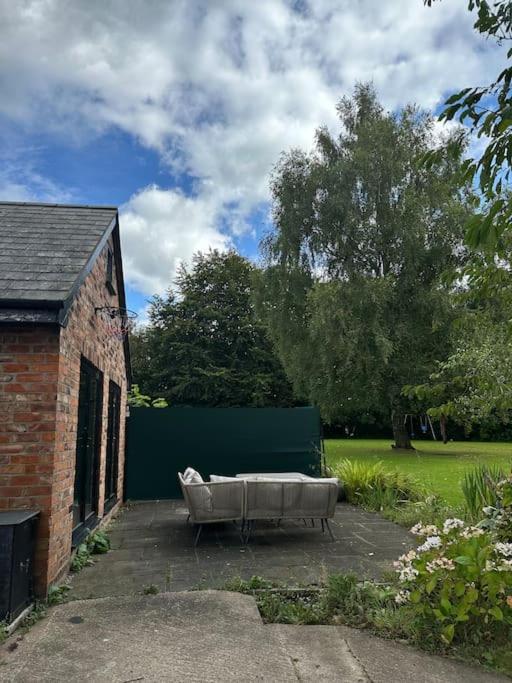 The Guesthouse At Old Vicarage Tarporley Exteriér fotografie